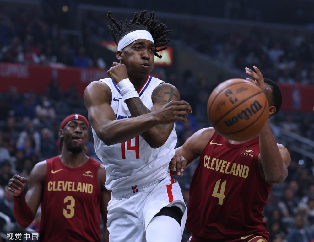 一次出现在 一次出现在