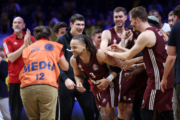 足球协会与 足球协会与